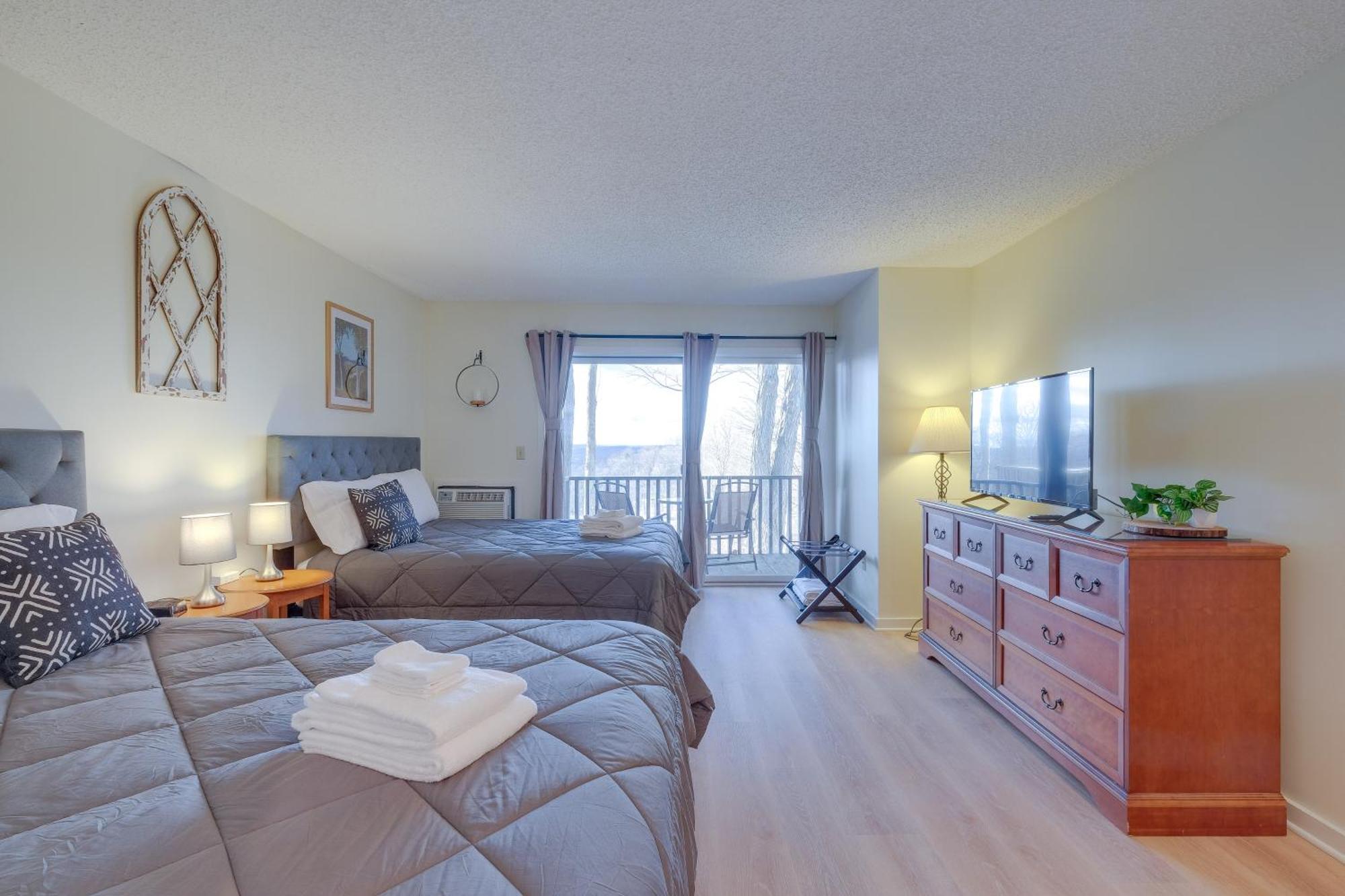 Bellaire Condo - Walk To Shanty Creek Resort! Ngoại thất bức ảnh